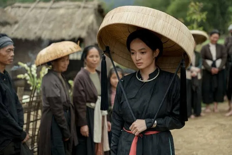 Vai Linh trong Người vợ cuối cùng là một trong những bước chuyển rõ nhất của Kaity Nguyễn sang hình ảnh cổ trang và tâm lý